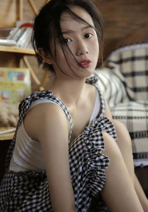 撸撸社官网最新版