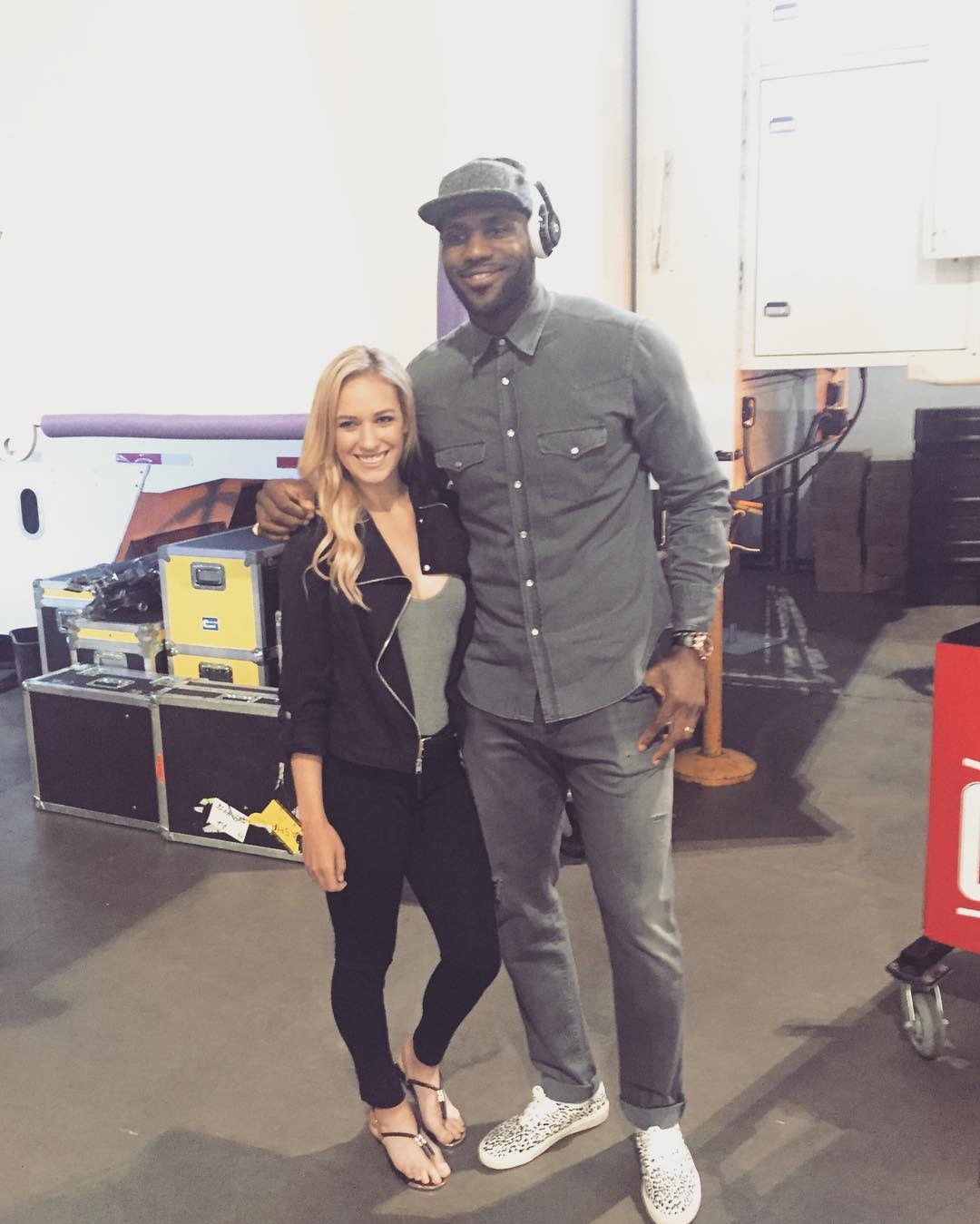 麻花星空天美MV免费观看电视剧